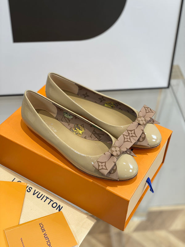 Louis Vuitton shoes Style 303 - sole and craftsmanship detail
