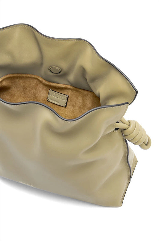 Ziva's Charm handbag – back view (Standard Size)