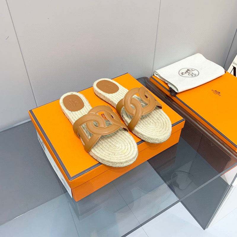 Hermès White Ankle Strap Sandals - Front View