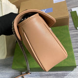 Handle and strap detail of modern refined women's handbag – women's everyday handbag
