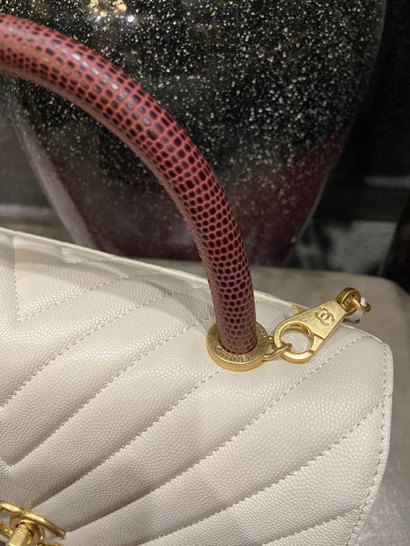  versatile purse view 10