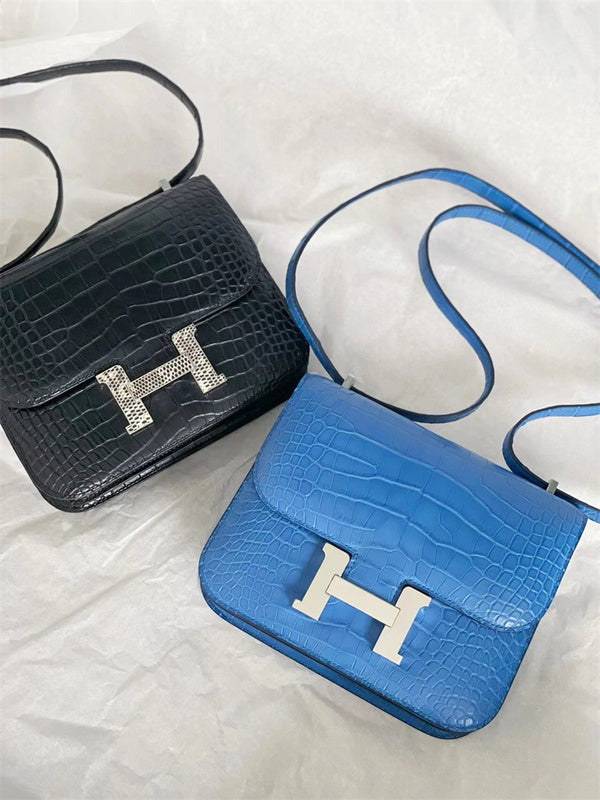Timeless handbag styled for everyday wear