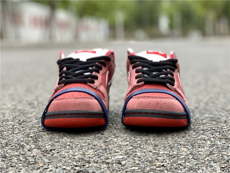 Nike Men's & Women's Designer Lifestyle Shoes — Style 200 angle view