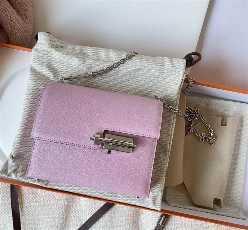  Versatile everyday bag carried on shoulder 22