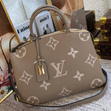 Side profile of premium refined women's handbag – women's luxury accessory