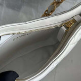 Zivas Charm Effortless Sophistication Everyday Handbag (Modern Wardrobe Staple) – Close-Up Detail