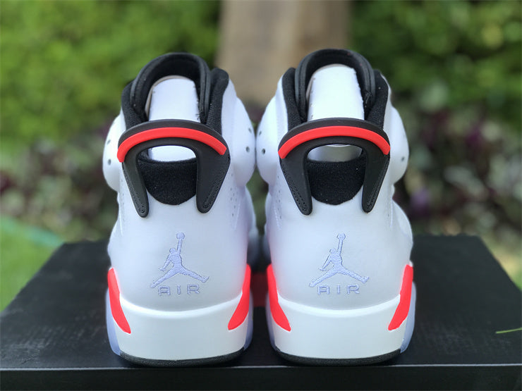 Nike clean off-white luxury sneakers view 4 chunky sole construction