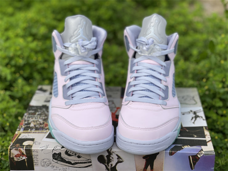 Nike Men's & Women's Luxury Lifestyle Trainers — Style 243 back view