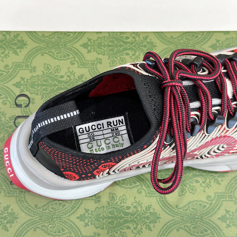 Gucci two-tone luxury sneakers view 4 minimalist modern build