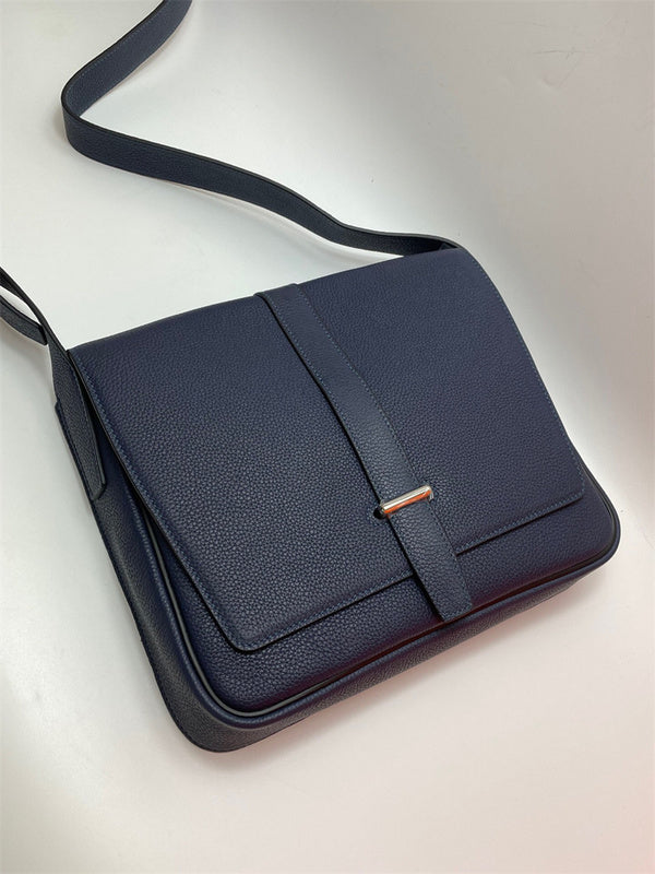  Curated shoulder bag carried on shoulder 16