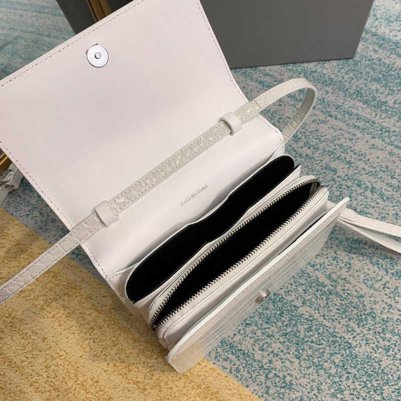 Modern Premium PU Leather Handbag - Polished Finish | Women's Luxury Handbag #651 - back view (image 4) of designer-inspired handbag