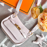  shoulder bag interior and compartment view