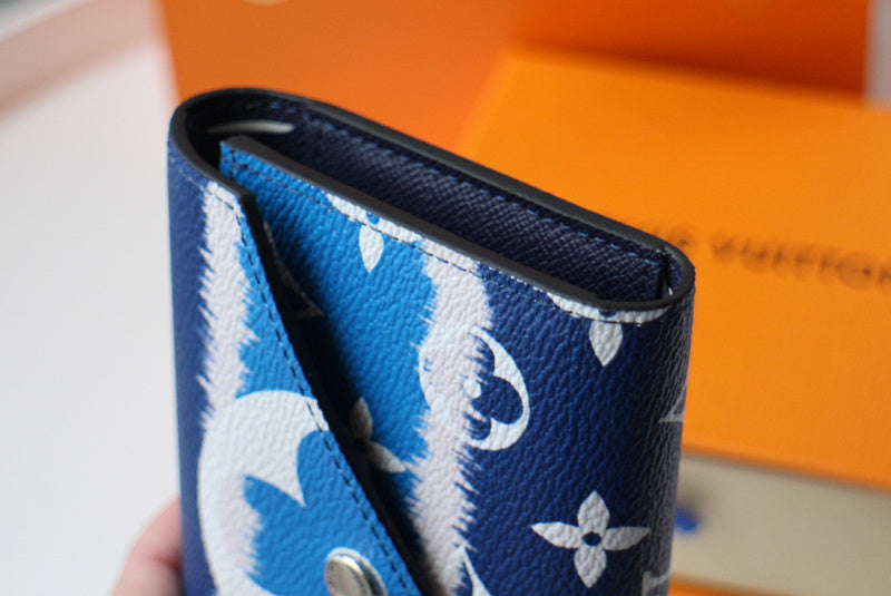 Back view of classic structured women's handbag – women's everyday handbag