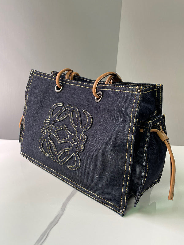 Ziva's Charm handbag – styled view (36cm*25cm*13cm)