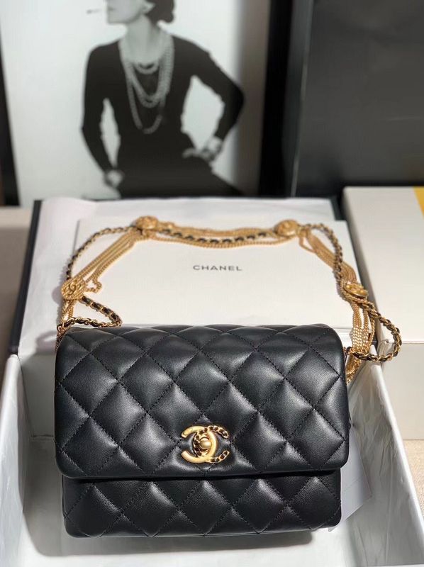  women's handbag, mid design, view 2