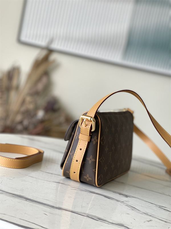  Curated handbag front view 13