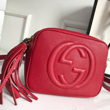 Side profile of sleek modern women's handbag – women's luxury accessory