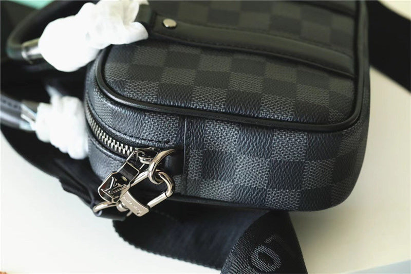  graceful shopper bag styled with outfit