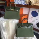  structured bag close-up of hardware and finish