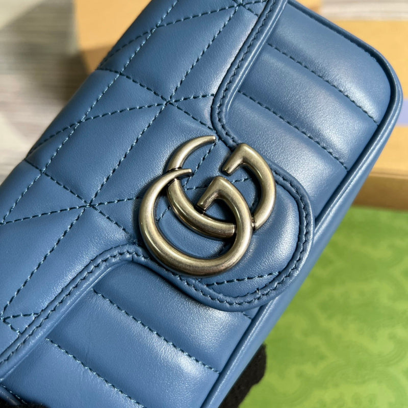 Back view of structured modern women's handbag – women's everyday handbag