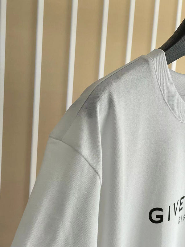 Three-quarter angle view of Givenchy luxury piece style No.228
