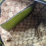 Side profile of sleek modern women's handbag – women's designer-style accessory