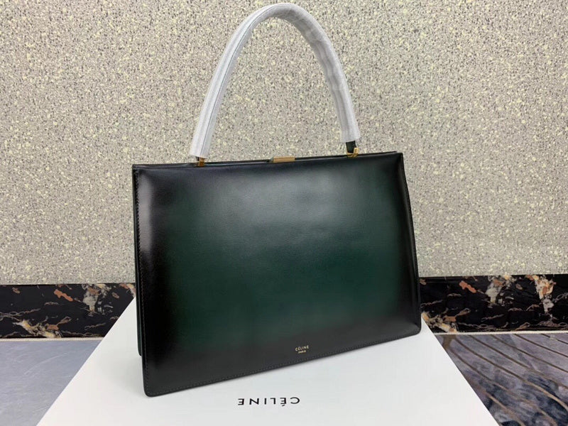 Top view of everyday-luxe premium women's handbag – women's luxury handbag
