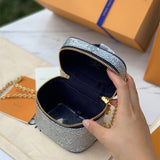  shopper bag interior and compartment view