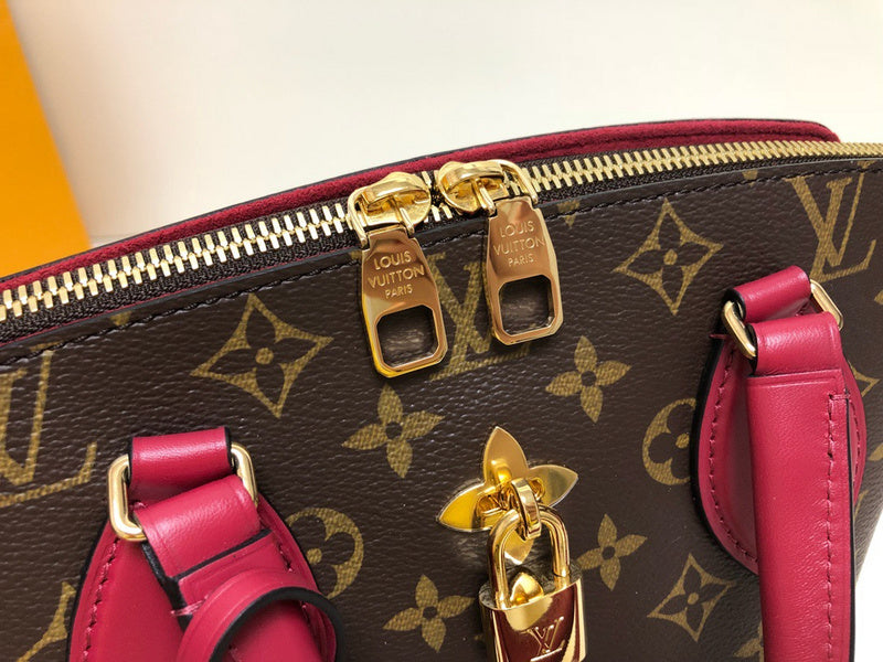 Styled lifestyle shot of sleek classic women's handbag – women's premium purse