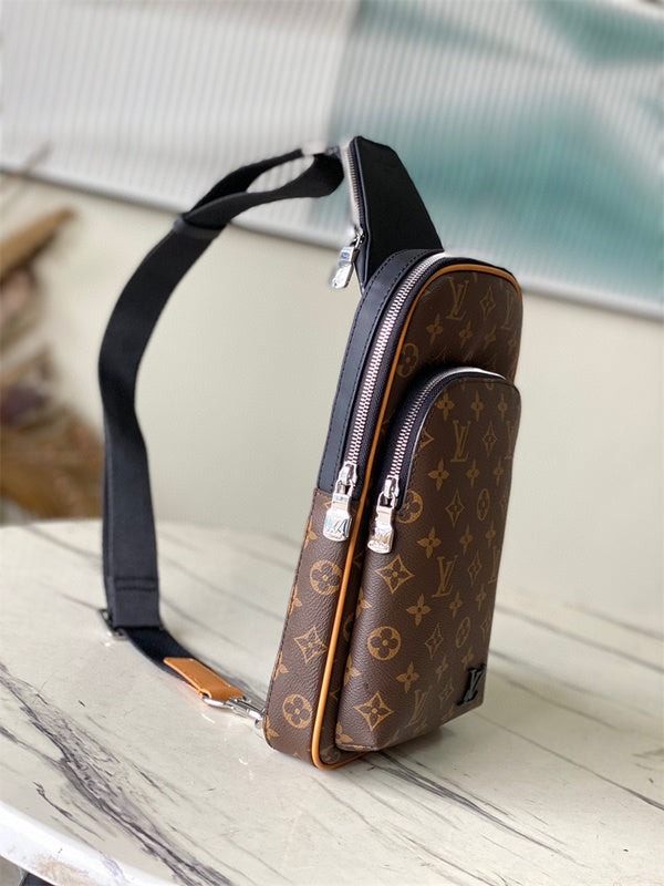  handbag interior and compartment view