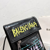 Ziva's Charm handbag – detail view (one versatile size)