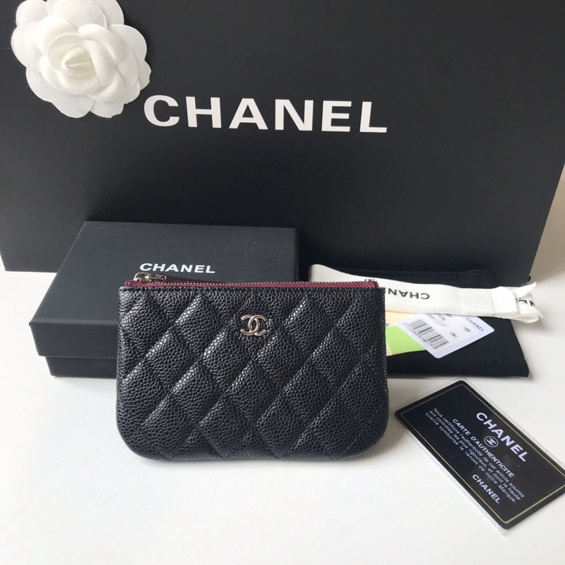 Zivas Charm Versatile Design Everyday Handbag (Contemporary Shape Language) – Angled View
