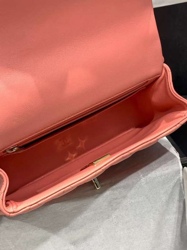 Zivas Charm Modern Edge Luxury Handbag (Polished Everyday Piece) – Styled Look