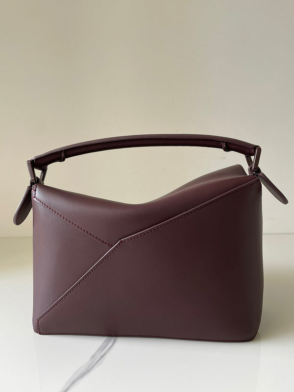Ziva's Charm handbag – side angle view (25cm*10.5cm*16cm)