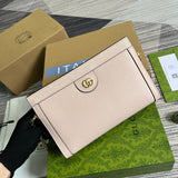 Handle and strap detail of chic signature women's handbag – women's luxury handbag