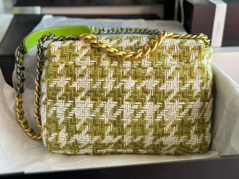 Zivas Charm Versatile Design Everyday Handbag (Designer-Inspired Craftsmanship) – Interior View