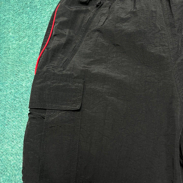 Three-quarter angle view of Balenciaga luxury piece style No.095