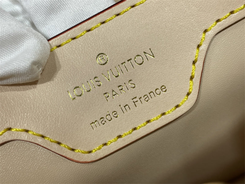  curated carryall bag detail view showing craftsmanship 20