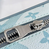  classic everyday bag detail view showing craftsmanship 8