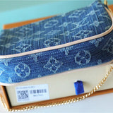 Essential everyday bag carried on shoulder