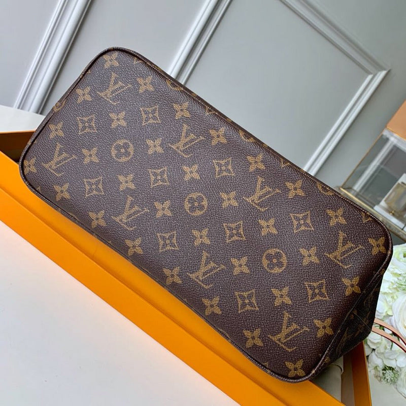 Side profile of elevated signature women's handbag – women's luxury accessory