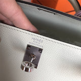  satchel interior and compartment view