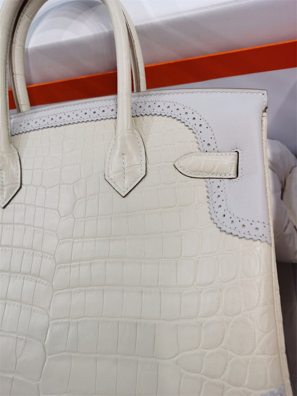  timeless structured bag detail view showing craftsmanship 8