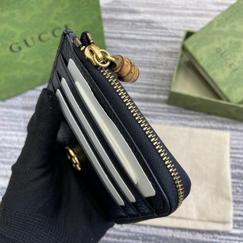 Side profile of modern polished women's handbag – women's statement bag