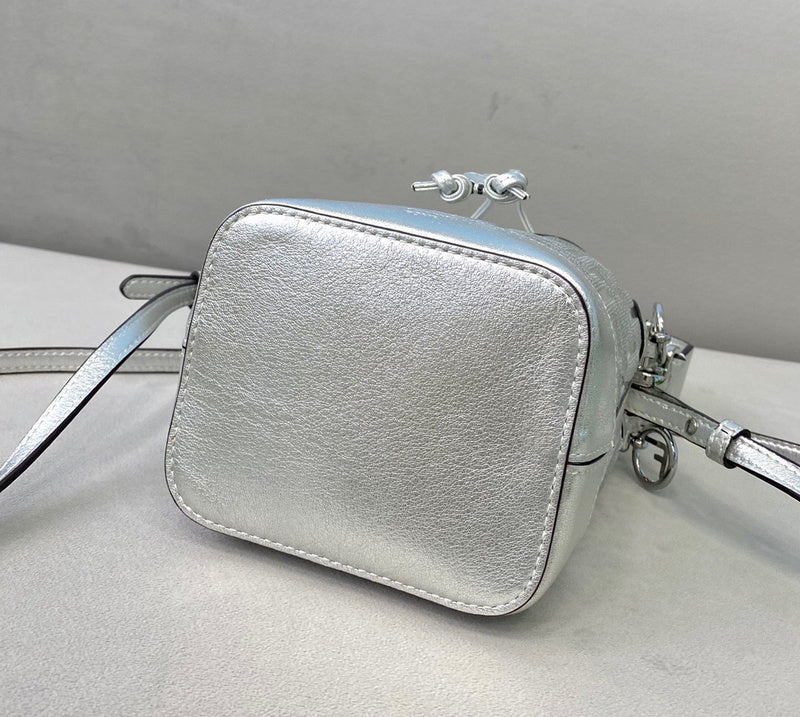 Ziva's Charm handbag – interior view (12cm*18cm*10cm)