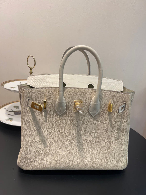 Effortless bag shown from front angle
