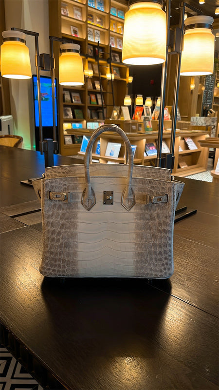  minimalist satchel styled with outfit