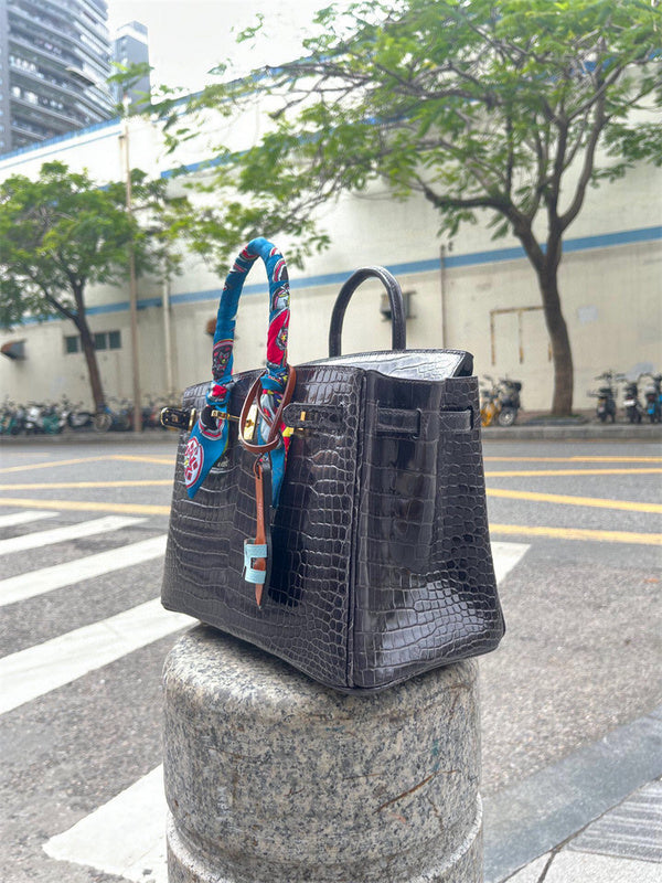 Tailored bag women's premium everyday handbag