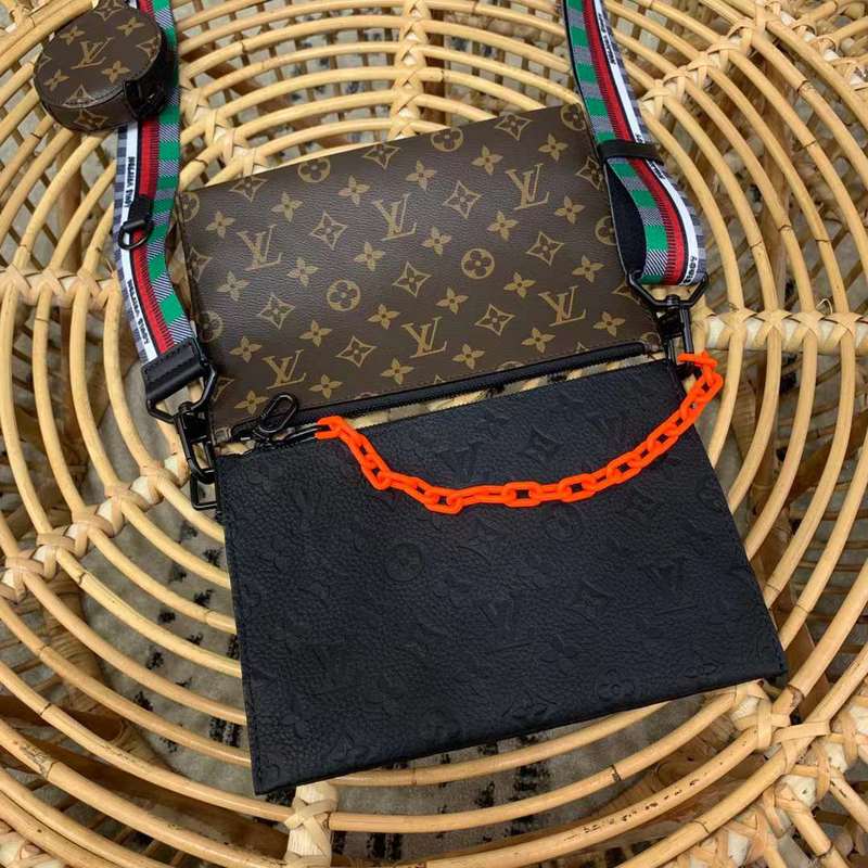 Handle and strap detail of chic elevated women's handbag – women's luxury accessory