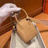 Fluid handbag styled for everyday wear